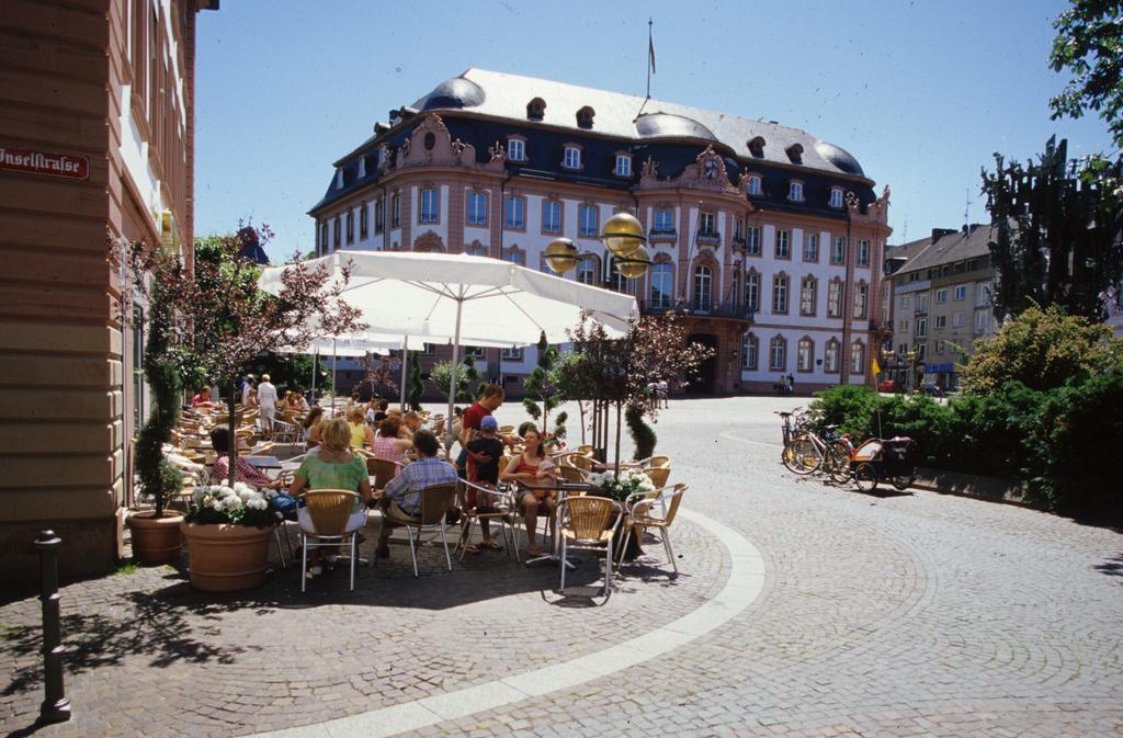 City-Hotel Neubrunnenhof Mohuč Exteriér fotografie